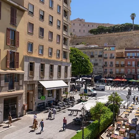 דירה La Terrazza Sul Corso קליארי