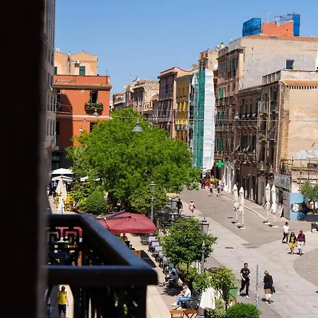 La Terrazza Sul Corso קליארי